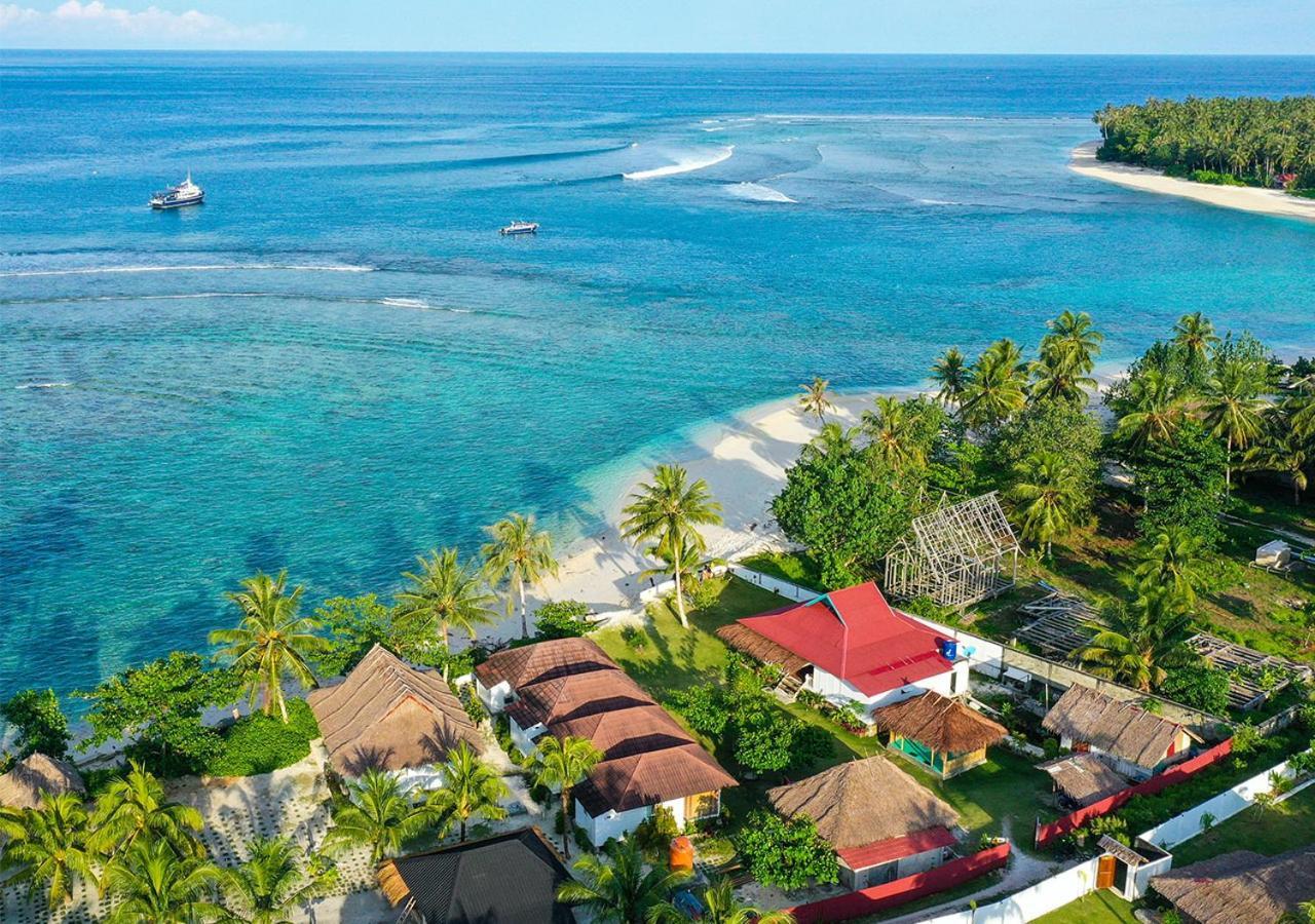 Katiet Beach Resort Mentawai Lances Right Hts Exterior photo